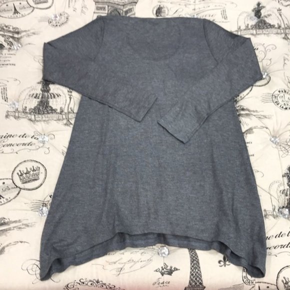 Go Couture Women's Sweater - Picture 5 of 5